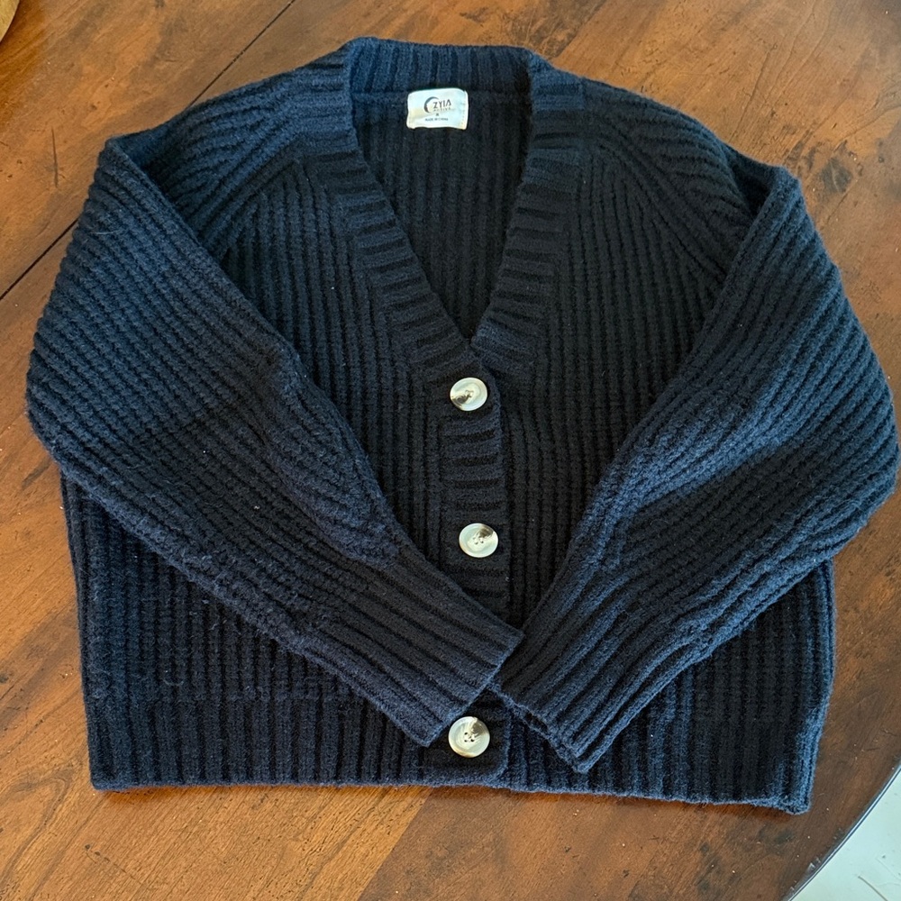 ZYIA Black Women's Cardigan Sweater